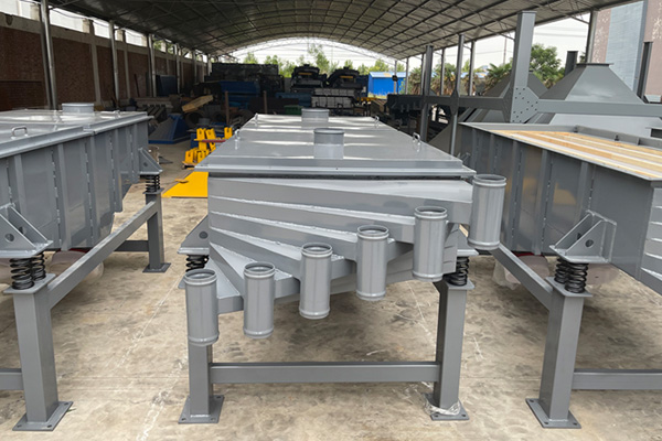 直线振动筛不同筛网的更换方式