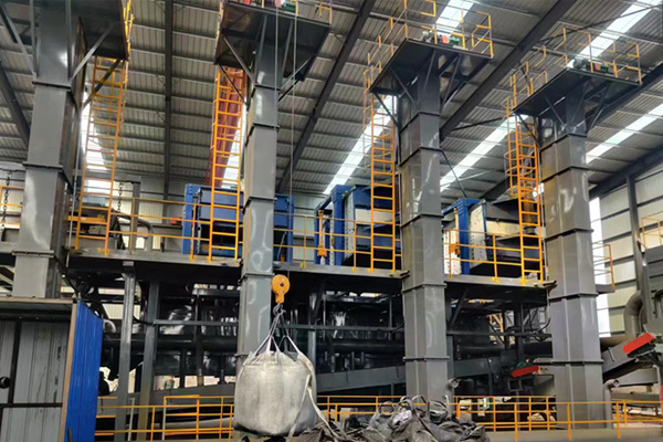 斗式提升机垂直给料突破空间限制